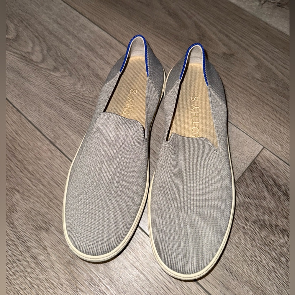 Rothy’s original slip on sneakers in size 8 (women’s)
